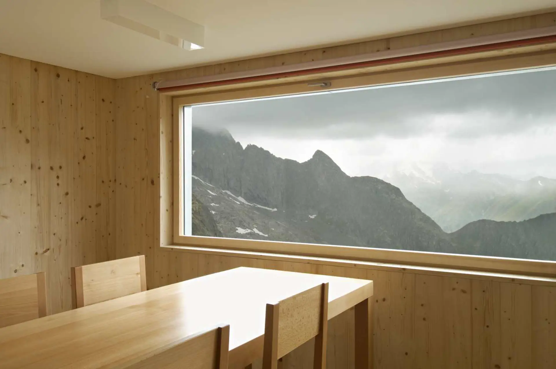 12_Umbau_SAC Medelserhütte Val Medel Curaglia